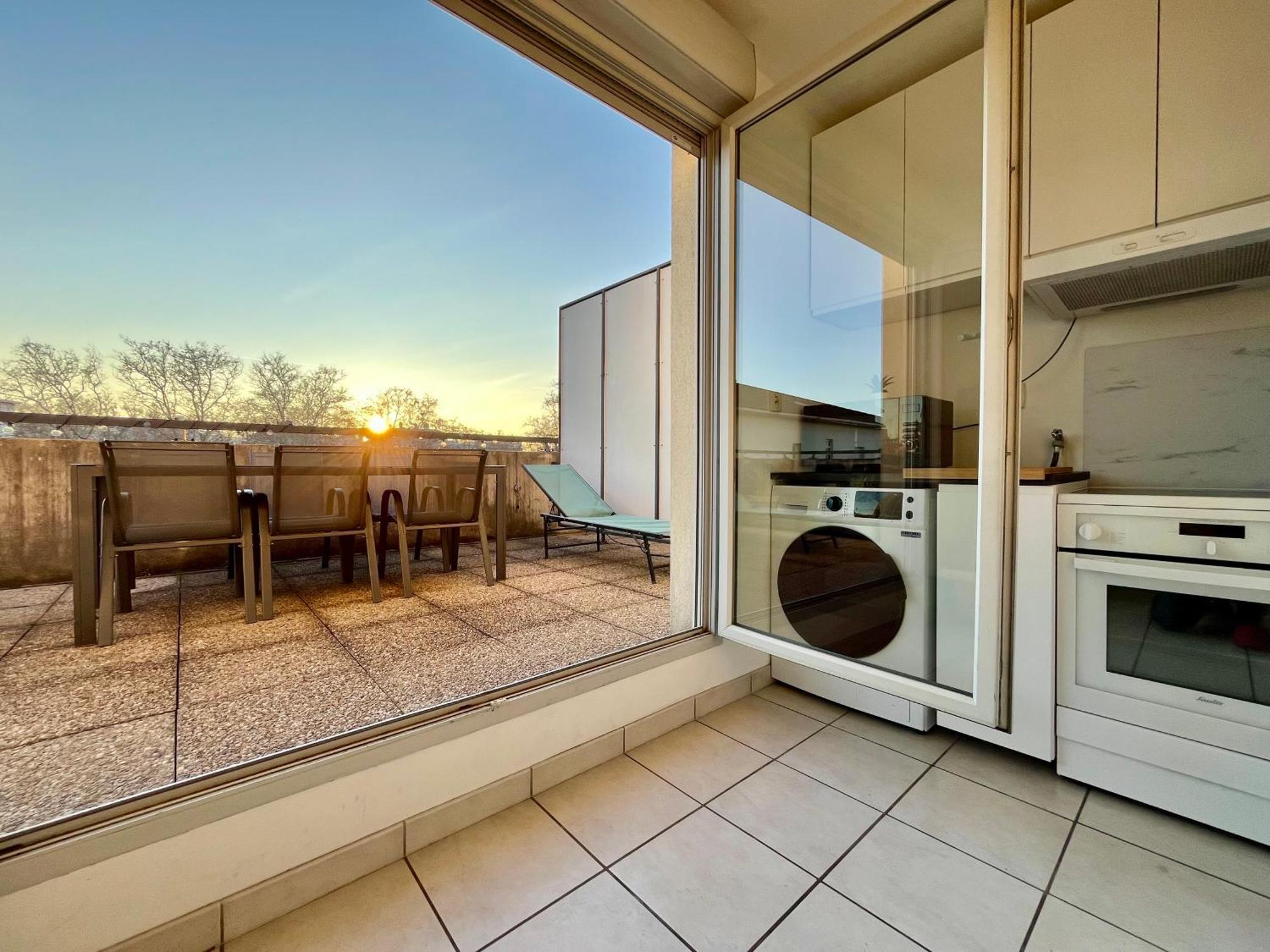 Bngo I Immense Rooftop Lyon I 2 Chambres, 4 Places Parkings, 2 Immenses Terrasses, 8 Personnes Exterior foto